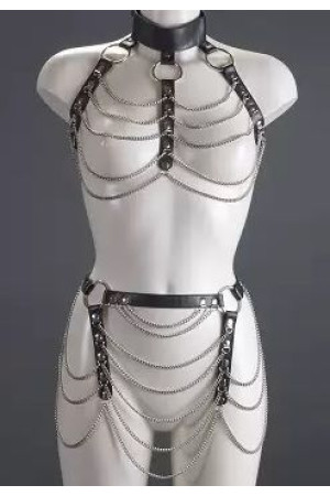Женский комплект с цепочками: топ и юбка